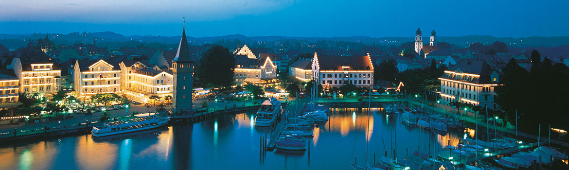 Lindau Hafen bei Nacht